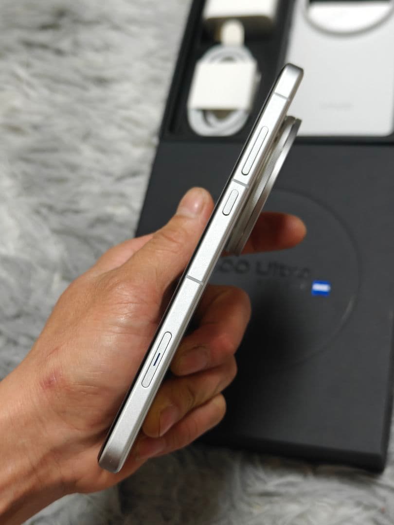 vivo X200 Ultra 16/1024gb ホワイト