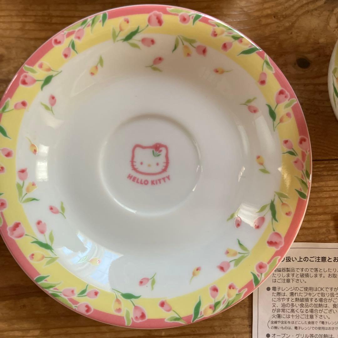 HELLO KITTY 食器セット 花柄
