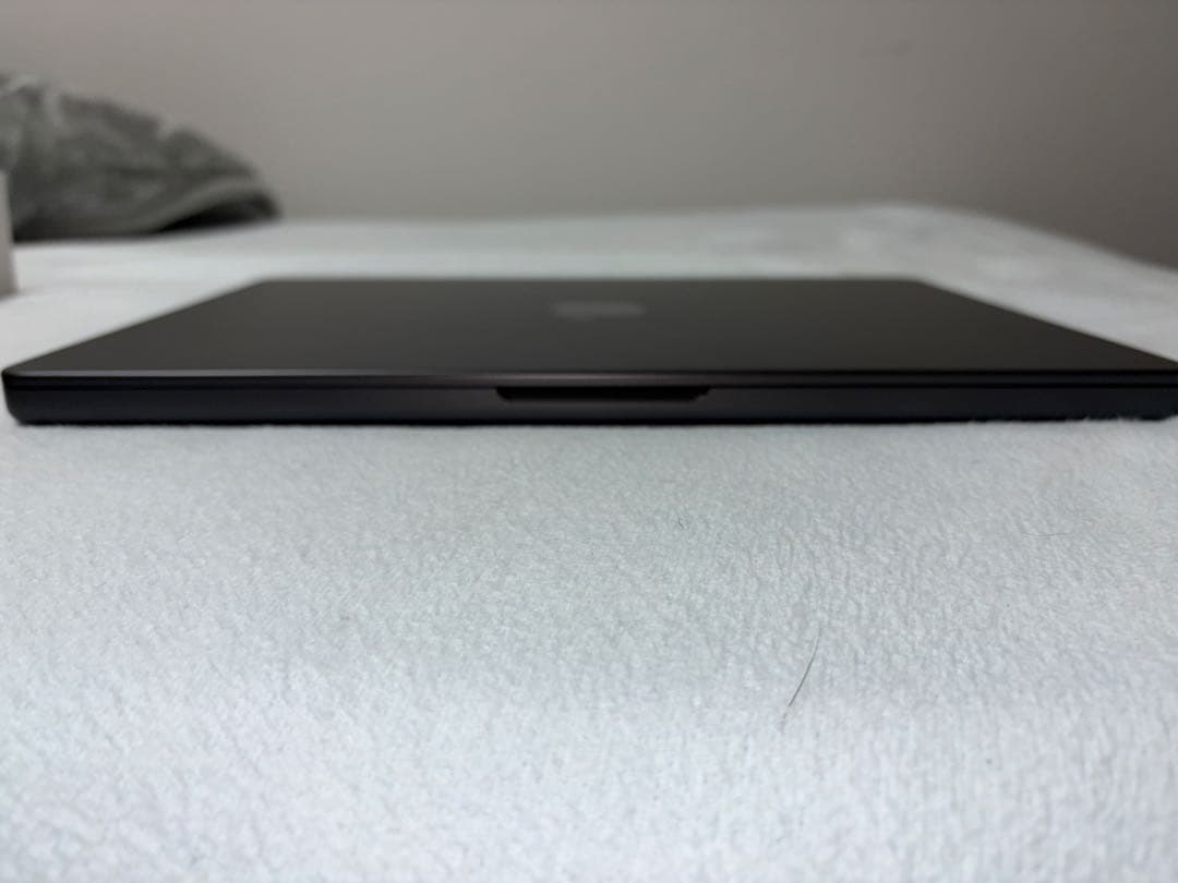 M4 MacBookPro スペースグレー 14インチ