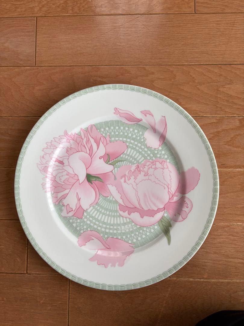 HERMES 花柄皿