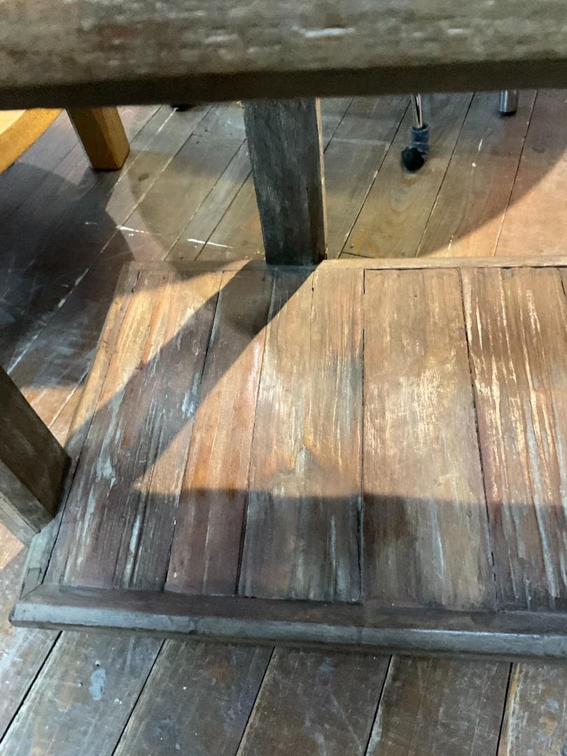 アジアン家具 飾り棚 木製 無垢材 ビンテージ　レトロ ウッドラック