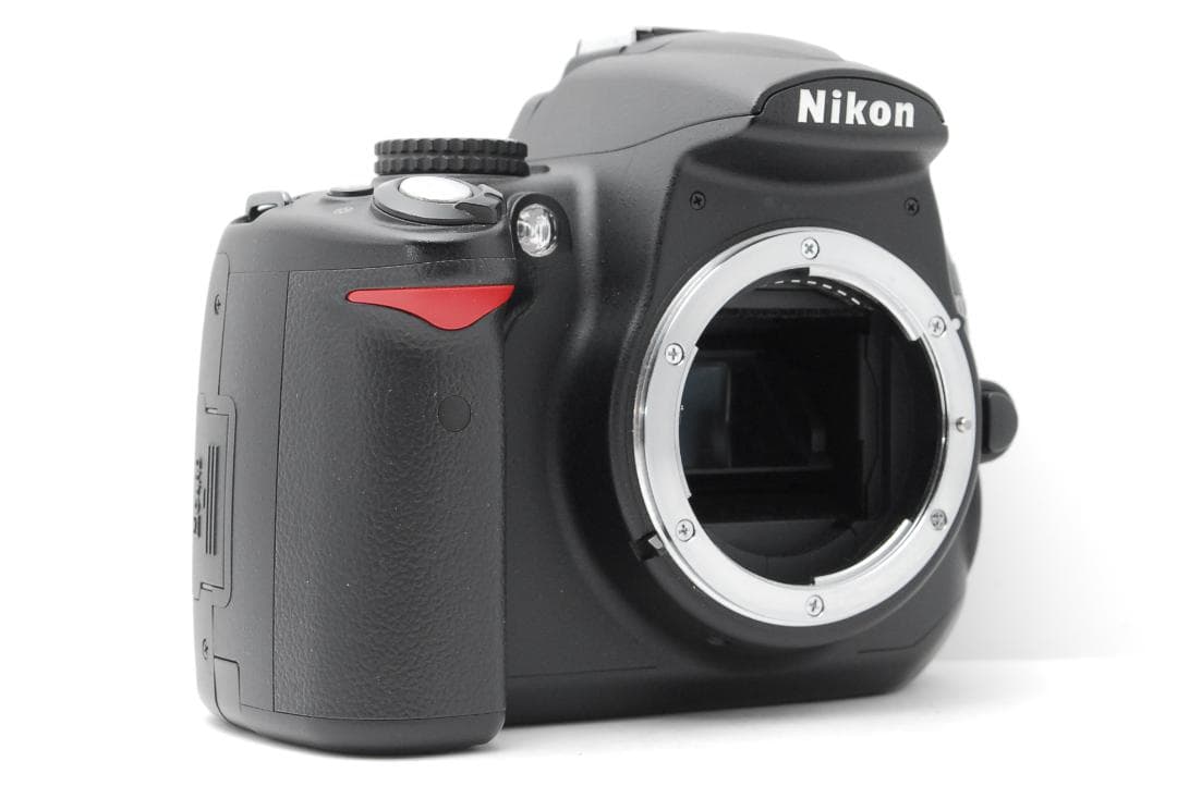 【使用感少なめ】Nikon D5000　スマホ転送　自動り　動画　バリアングル