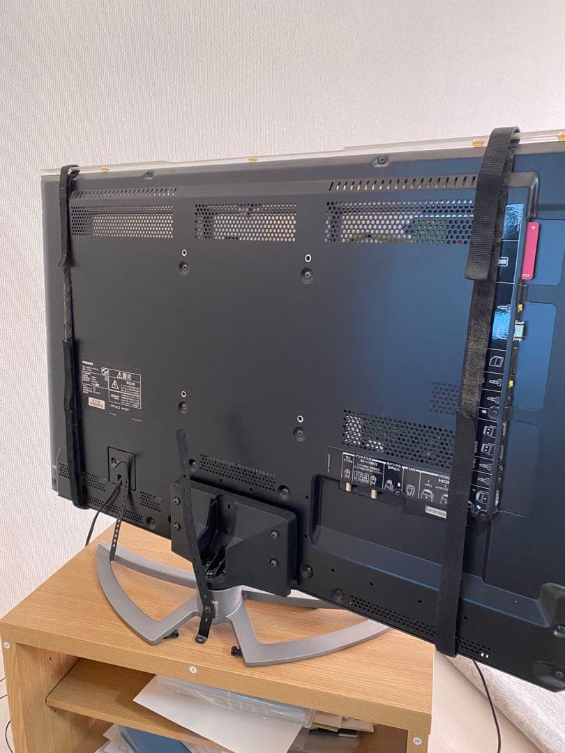 東芝の液晶テレビ REGZA 37ZP3 3Dメガネ付き