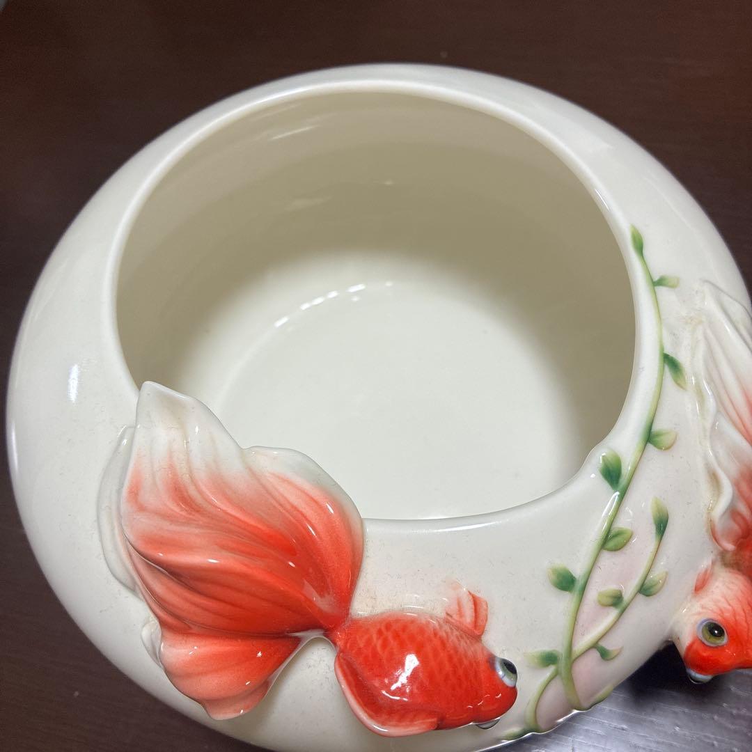 金魚付き陶器