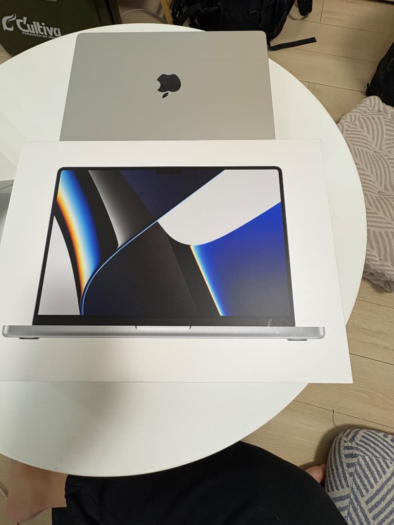 【アリー！！】2021MacBookPro14inch M1Pro 1TB