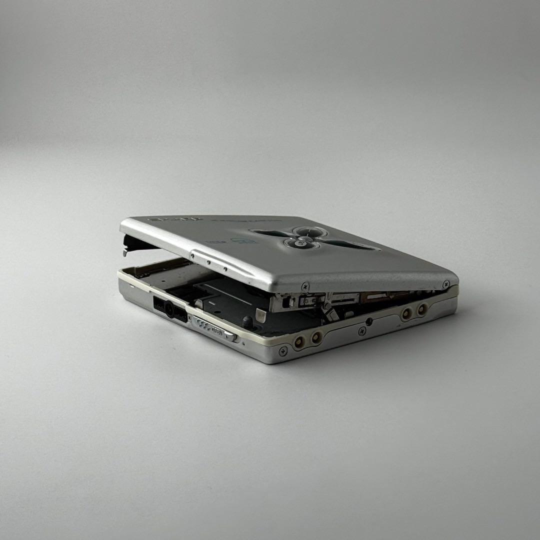 【動作品】 SHARP シャープ MD-ST880 ポータブルMDプレーヤー