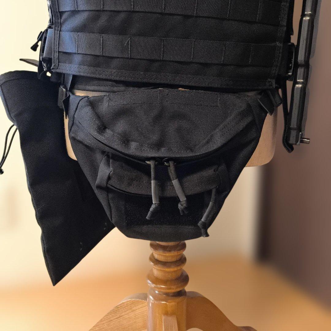 黒装備一式セット　PACAアーマー　チェストリグ　ダウンポーチ　ナイフ　ダンプ