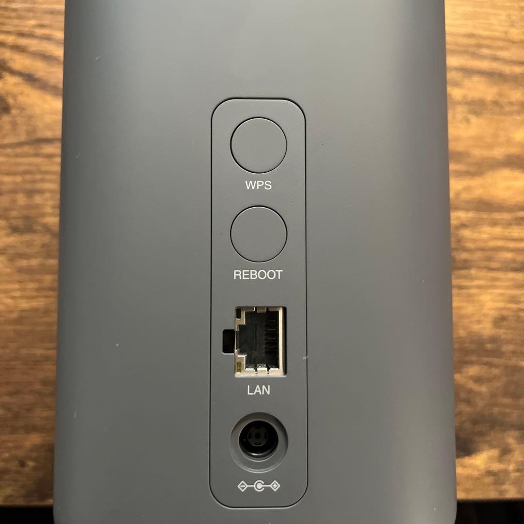 ドコモ 5G ホームルーター