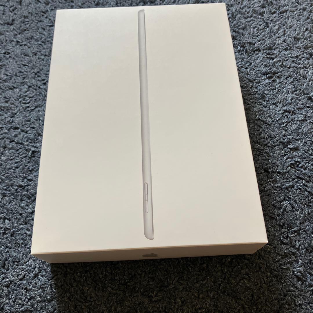 良品　iPad 6世代 128GB Wi-Fiモデル