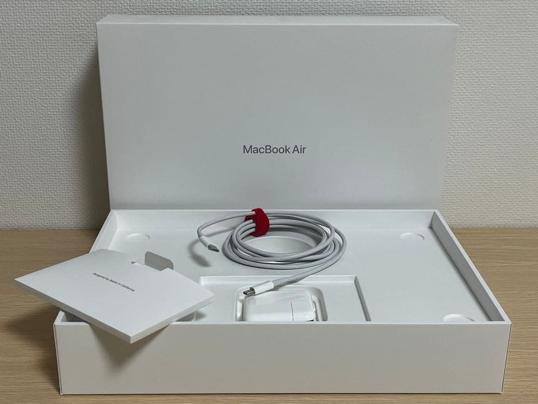 Apple MacBook Air M1 8GB/256GB 日本語キーボード