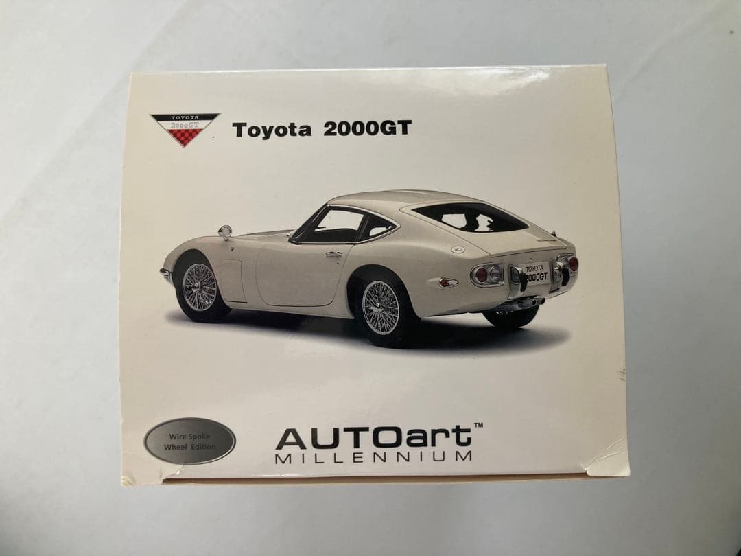 AUTOart 1/18 トヨタ 2000GT ダイキャストモデル