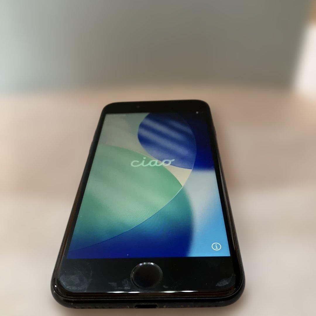 iPhone SE 第2世代 128GB ドコモ SIMロックなし　ブラック