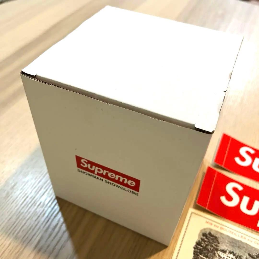 置物 Supreme MAN GLOBE