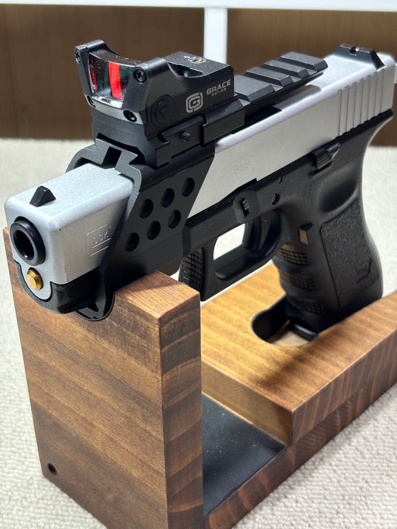 外装カスタム品　東京マルイ　グロック17 gen3 予備マガジン付き