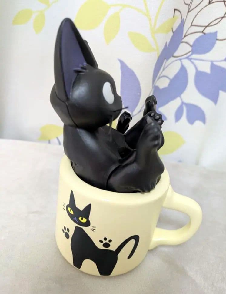 【新品・箱付】魔女の宅急便 一輪挿し いたずらジジのお花遊び ジブリ 完売品
