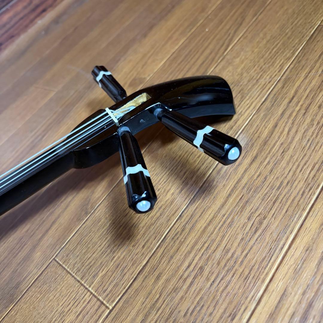 超美品 沖縄三味線 三線 蛇皮 民謡 和楽器 沖縄