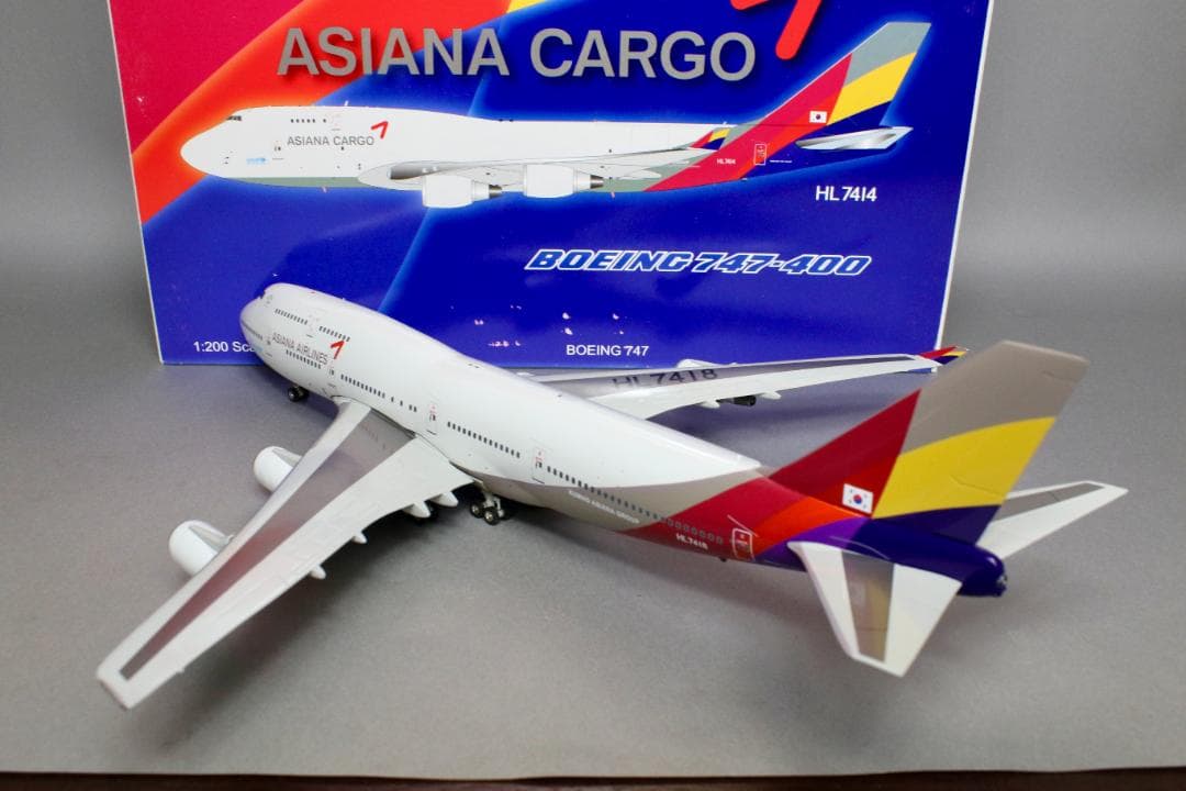 レア Inflight 1/200 アシアナ航空 Asiana B747-400