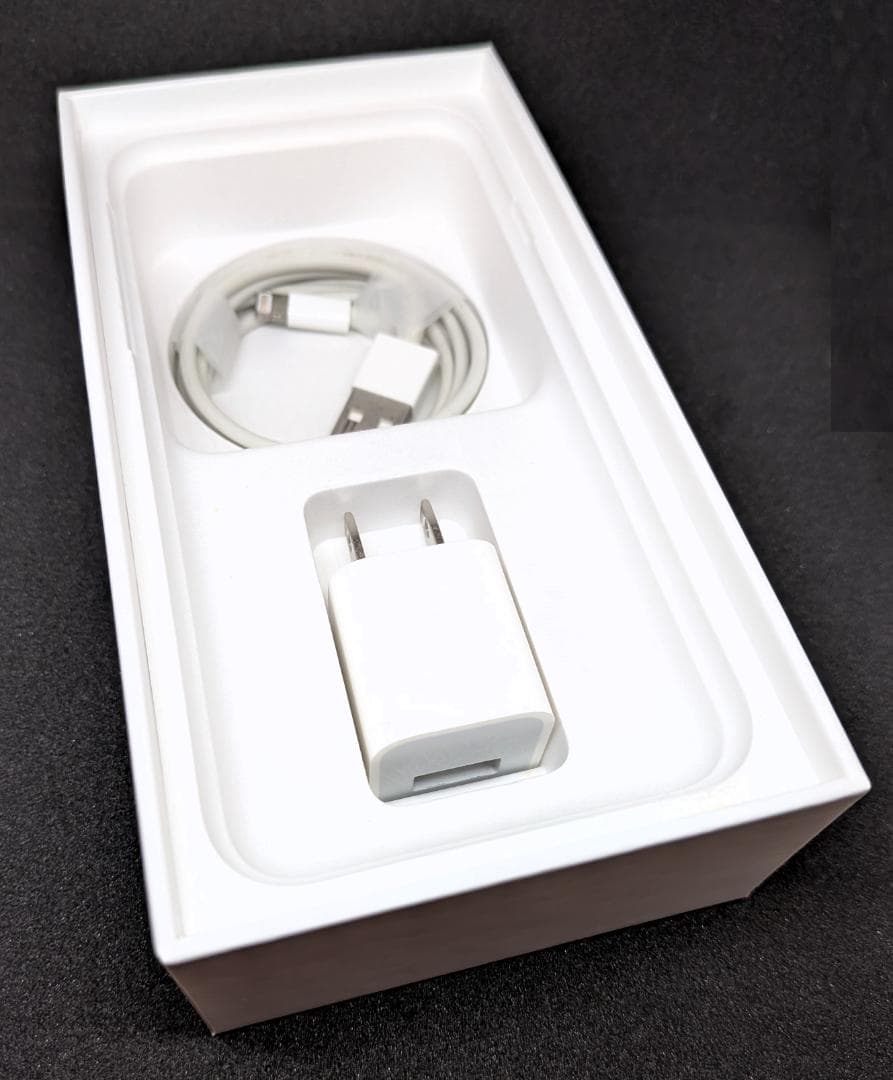 【美品】iPhone7 32GB バッテリー容量: 92%