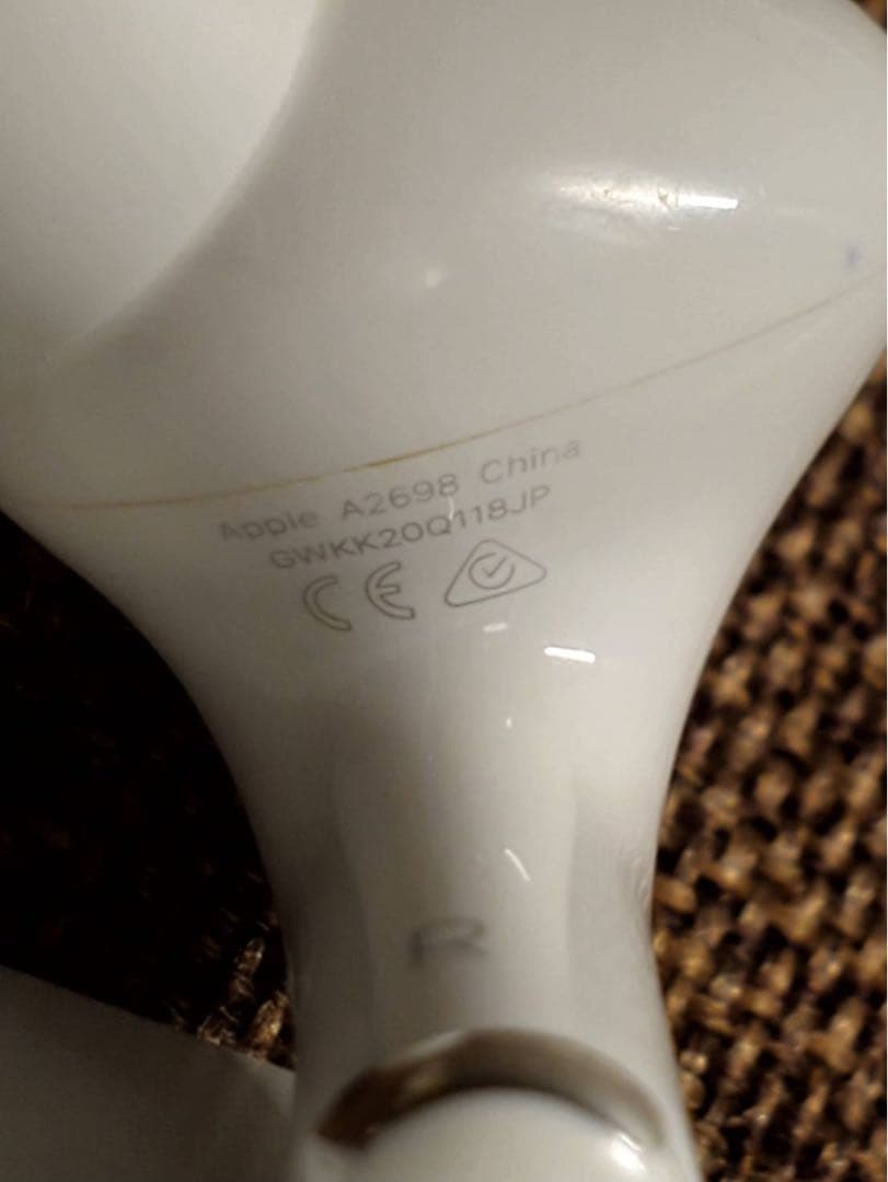 右耳 Apple AirPods Pro 第2世代 正規品 片耳680