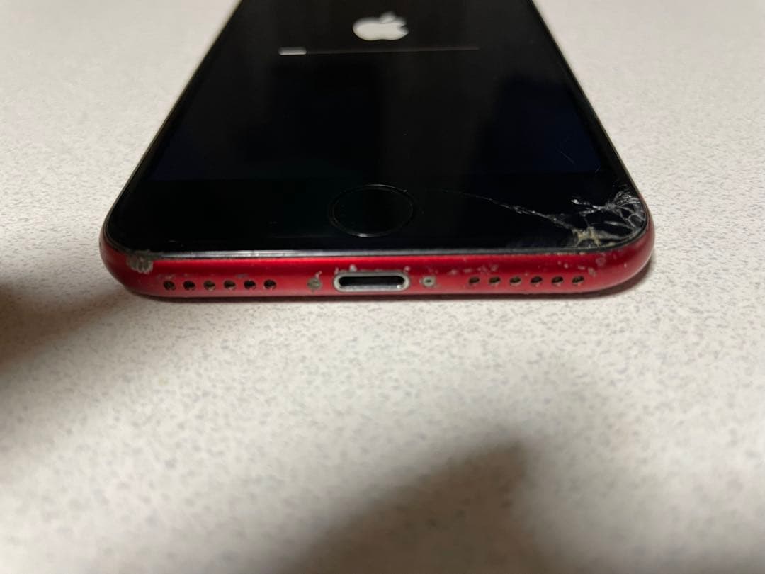「iPhone8」【64GB】RED 赤