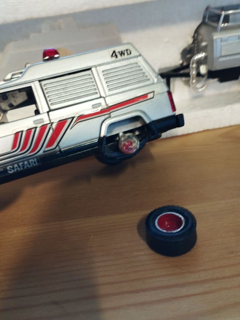 SCALE MODEL 1/40 　西部警察ニッサンサファリ4WD