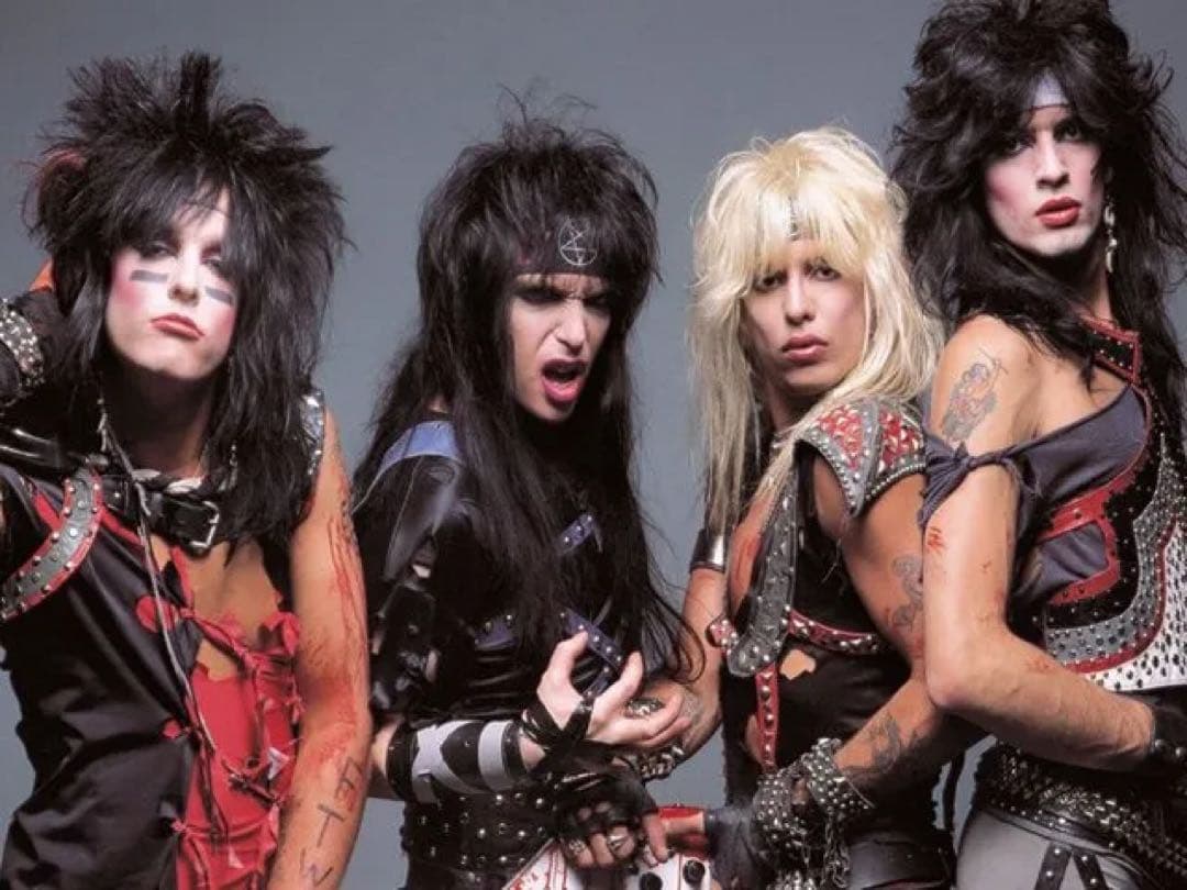 モトリークルー フィギュア　motley crue マクファーレントイズ