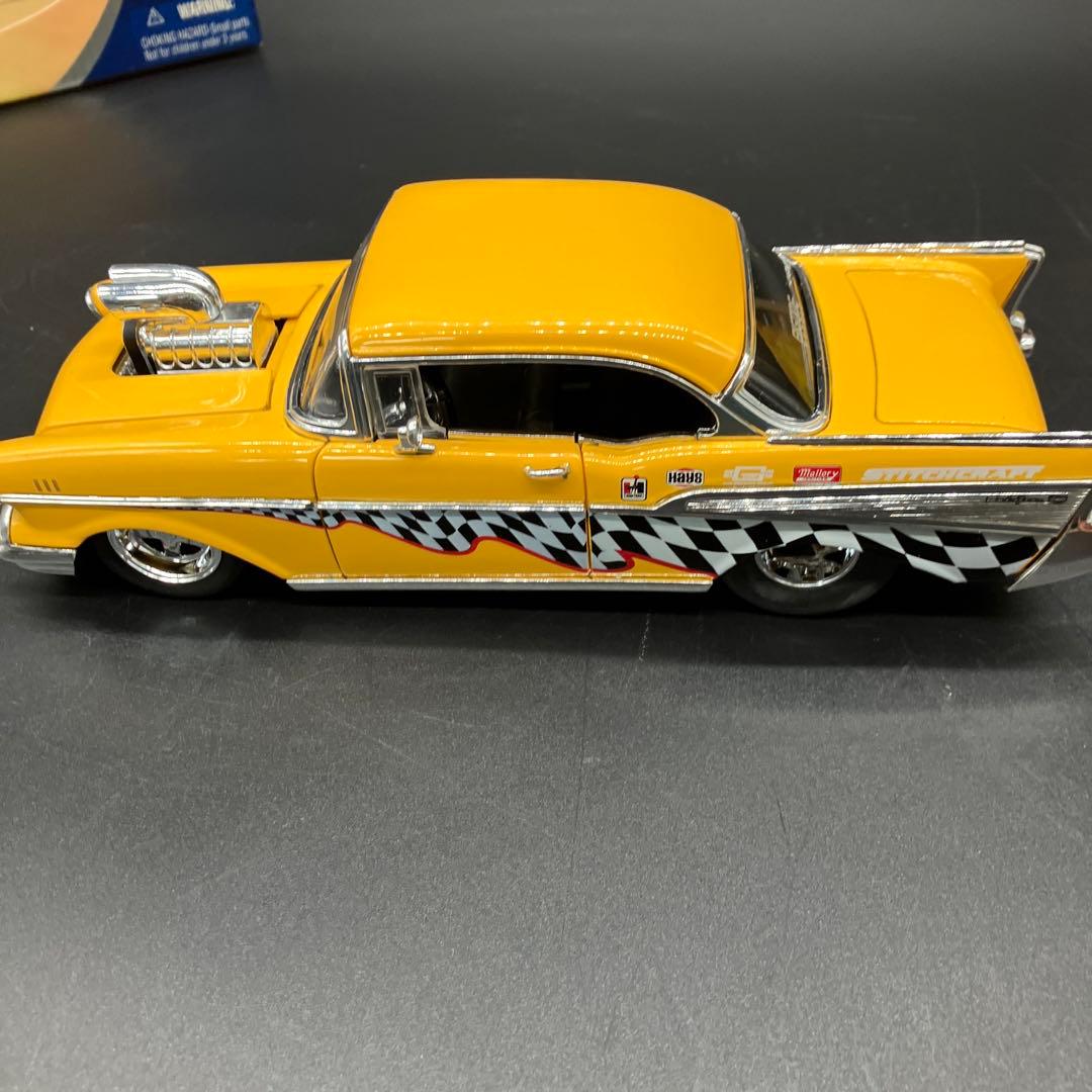 Jada Toys 1957 Chevy Bel Air 1:24 ジャダトイズ
