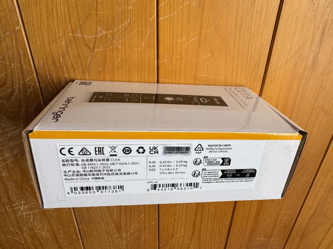 鍵盤楽器 Behringer CM1A MIDI to CV Converter