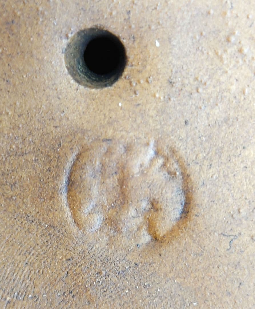 特大　九谷焼　打出の小槌　八幡窯 座布団付　松縁起図　置物