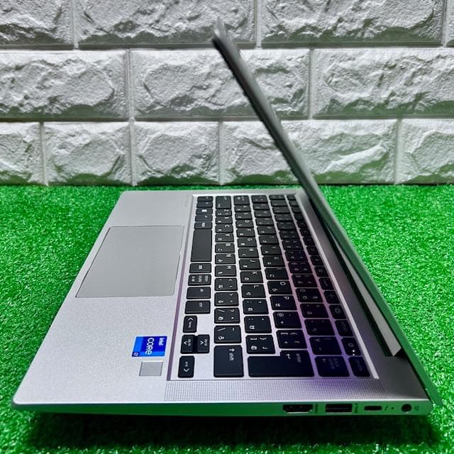 2023《ほぼ未使用級》第13最上級ハイスペック！Office2024搭載！HP