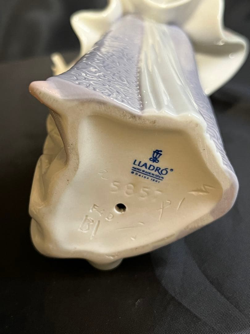 希少 LLADRO リヤドロ GRAND ENTRANCE 置物 フィギュリン