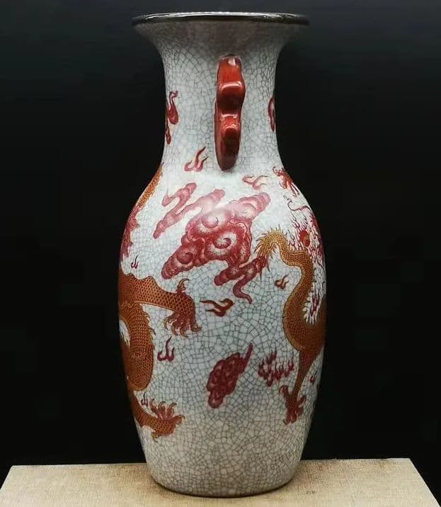 乾隆  パステル色  竜紋両耳瓶  景徳鎮 古磁器