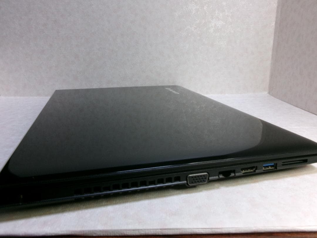 美品/Lenovo 80M300NHJP ブラック Windows 11