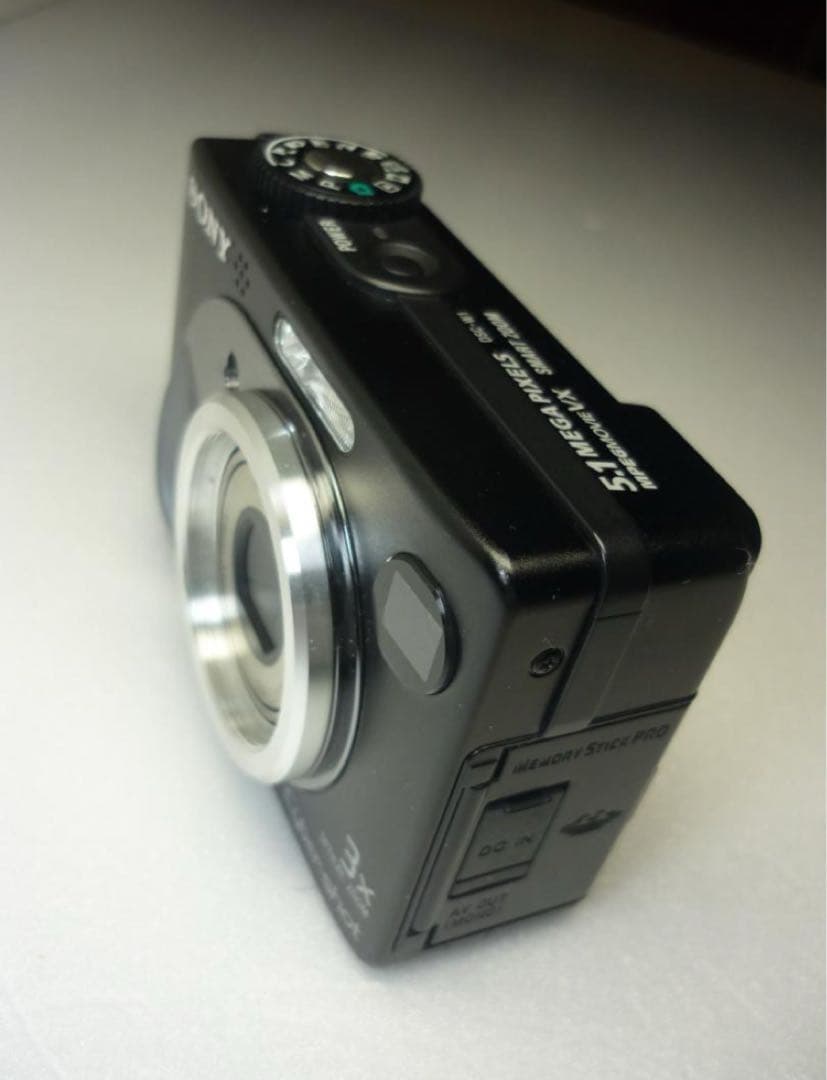 【SONY DSC-W1】 単三乾電池式 動作確認済み デジカメ ウィッシュコア