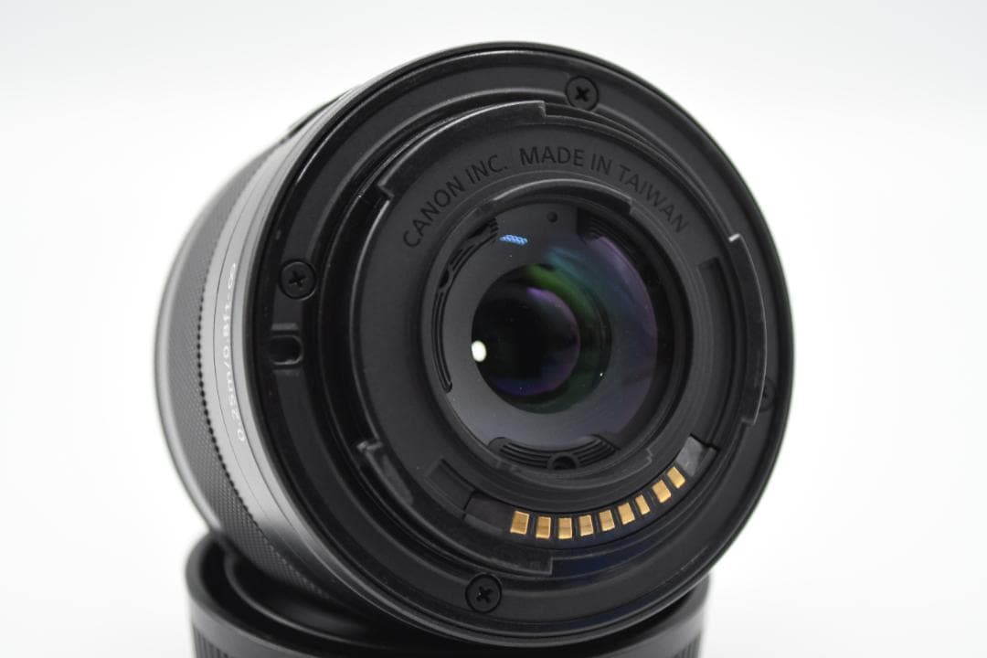 美品 Canon EOS Kiss M2 最新機種♪4K＆自撮り＆wifi搭載♪