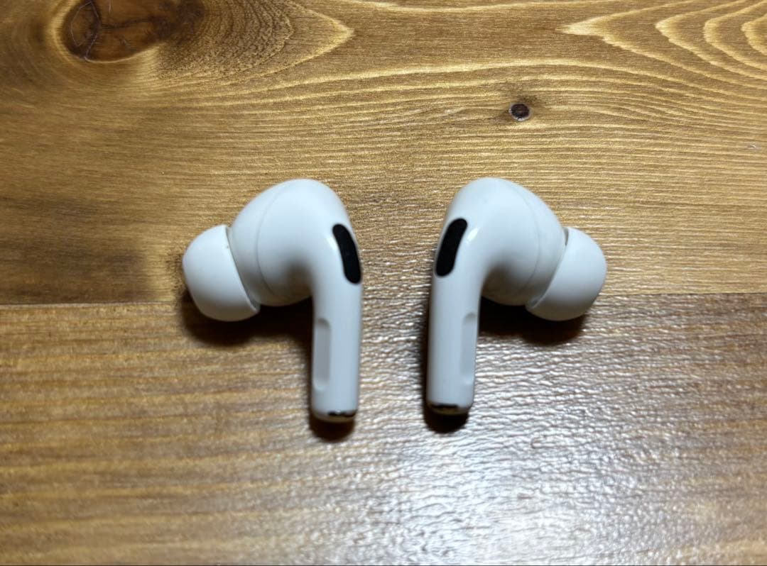 Apple AirPods Pro １