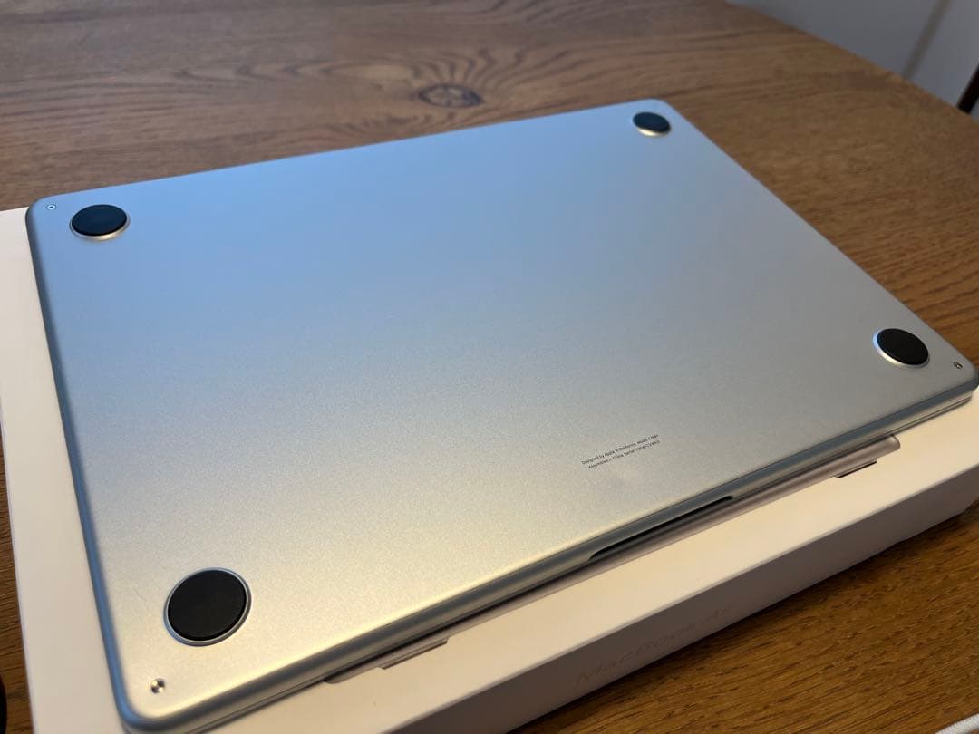 【極美品】MacBook Air M2 13インチ 16GB 512GB