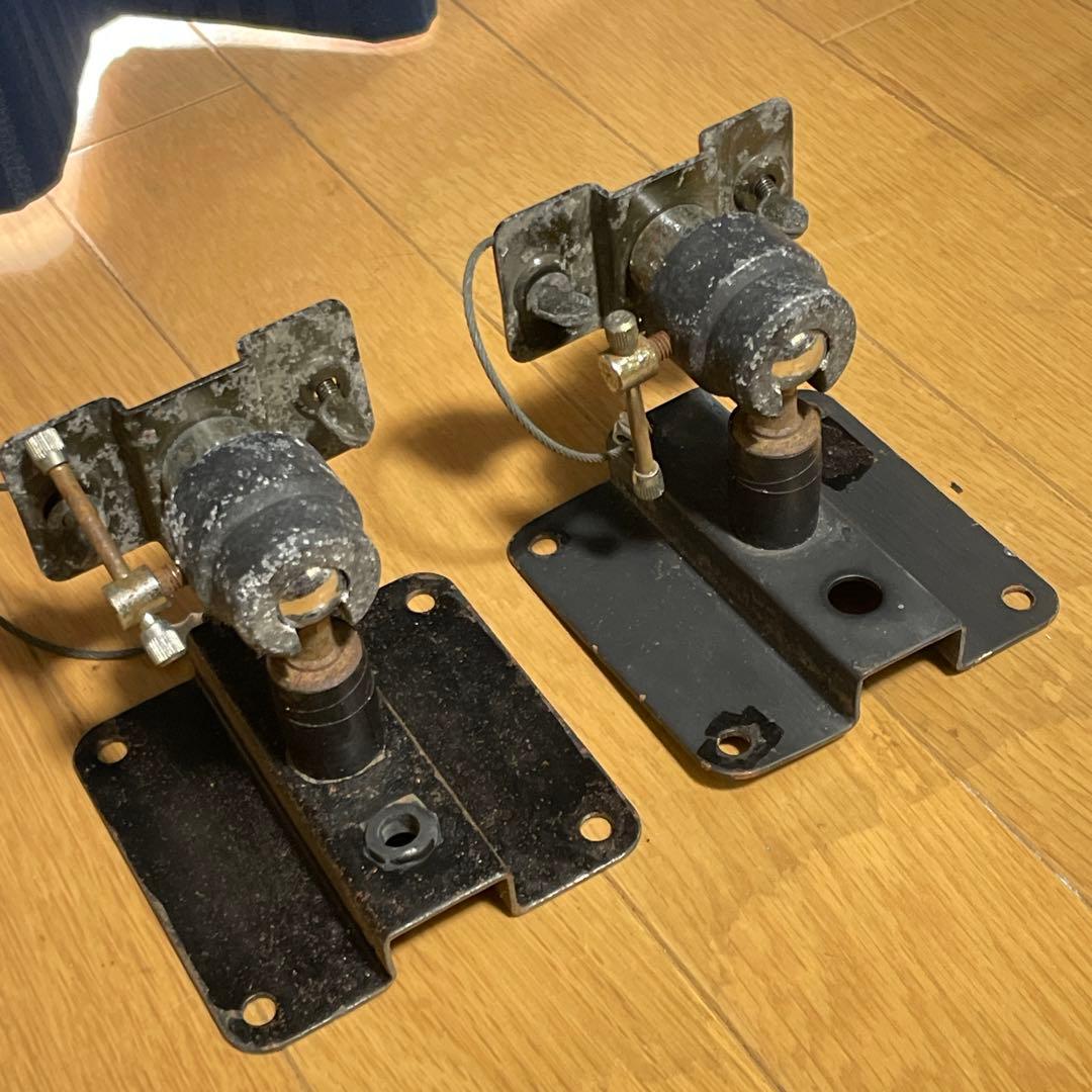 BOSE 111ADスピーカー 2個セット 吊り下げ金具付き