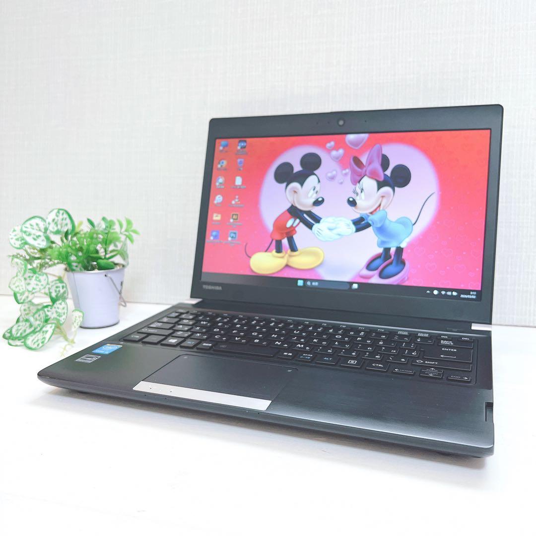 少し小さめ、高速SSD、イラレ、オフィス2021、Windows11