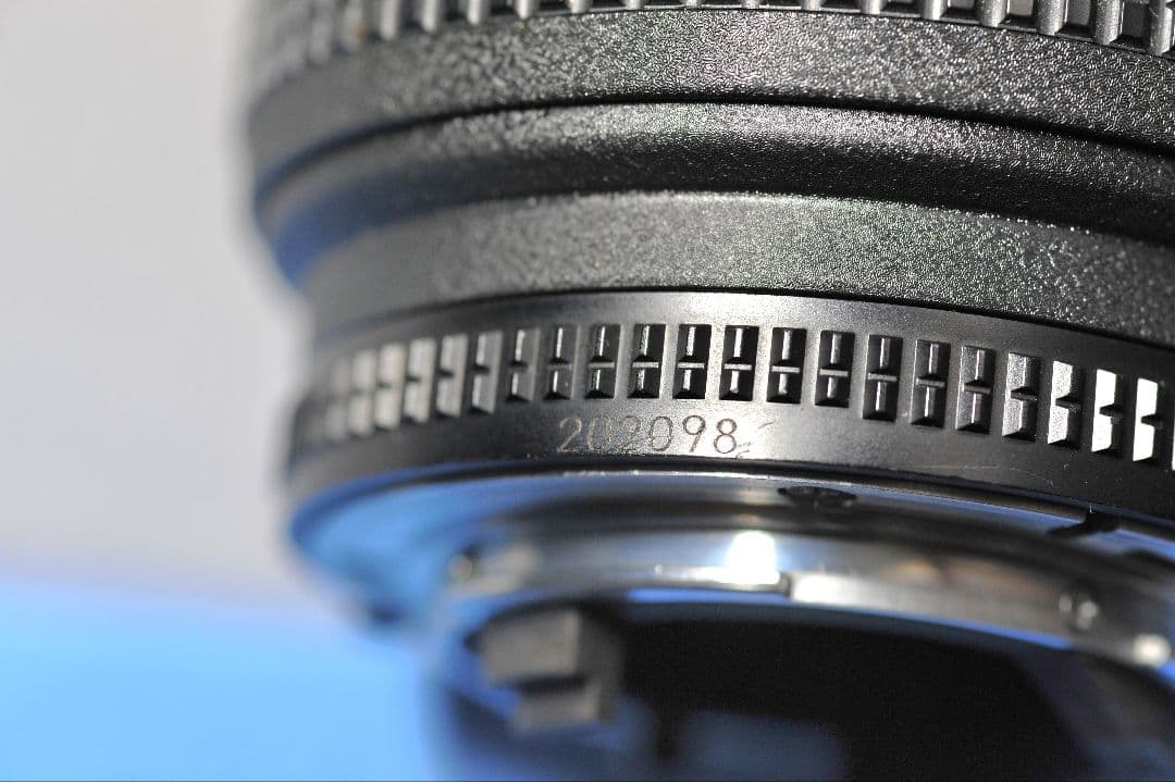 Nikon 20-35mm f/2.8D ズームレンズ