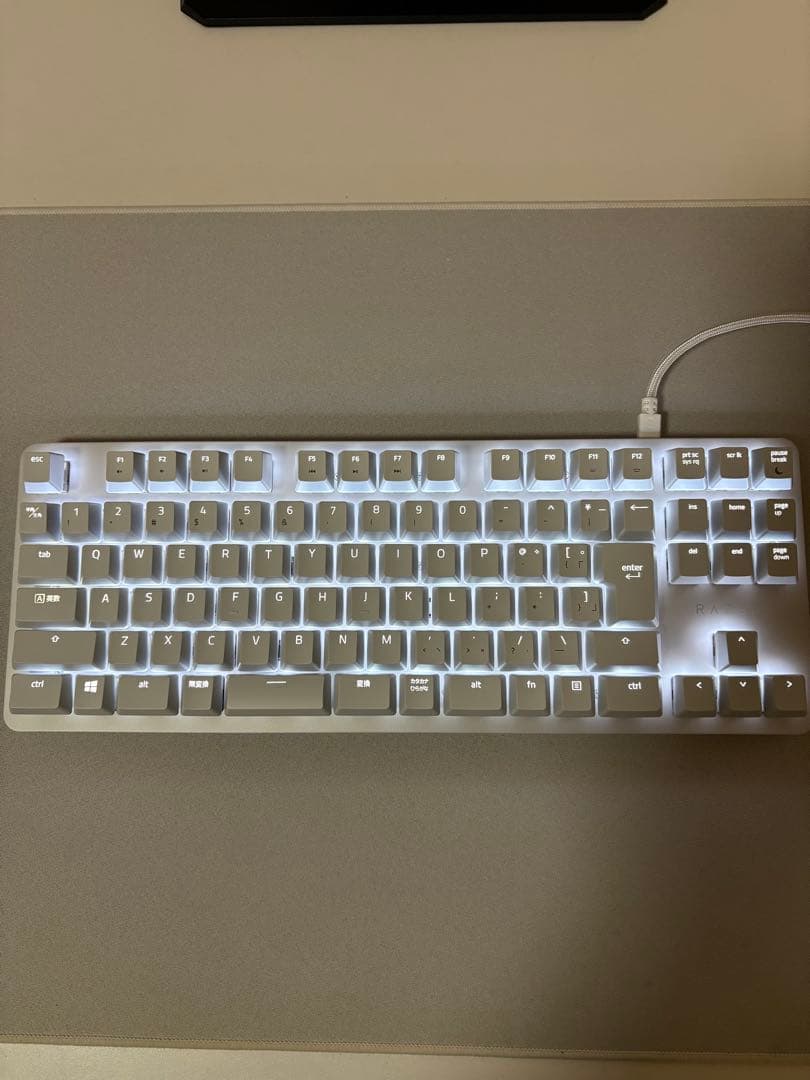 Razer BLACKWIDOW LITEホワイトキーボード