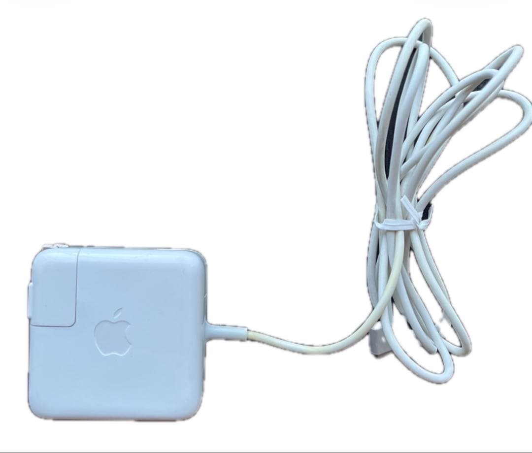 MacBookAir 11インチ2015年モデル充放回数4回光るリンゴ最終モデル