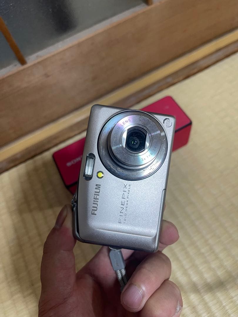 デジタルカメラ Fujifilm FinePix F50fd