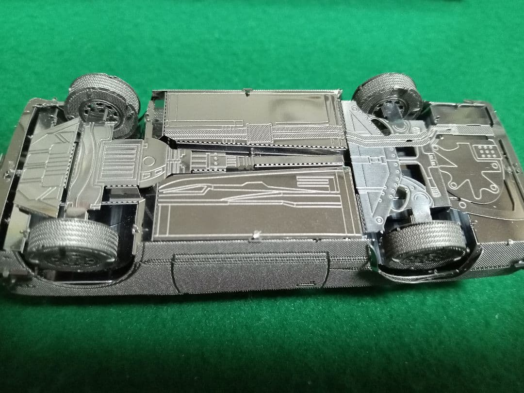 美品　金属製ミニカー2台セット