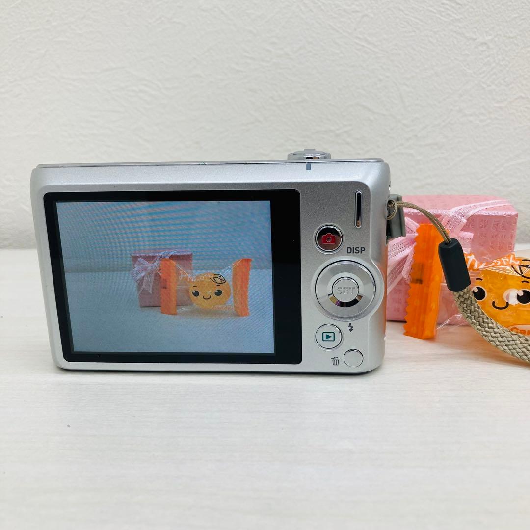 ^ ^  CASIO EXILIM EX-240 シルバー