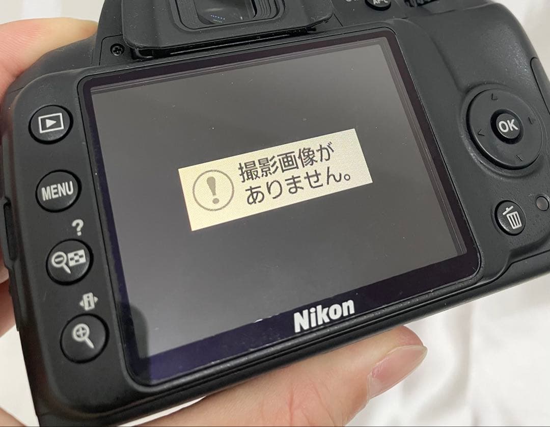 Nikon D3000 18-55VR Kit　動作確認済　ニコン　デジタル一眼