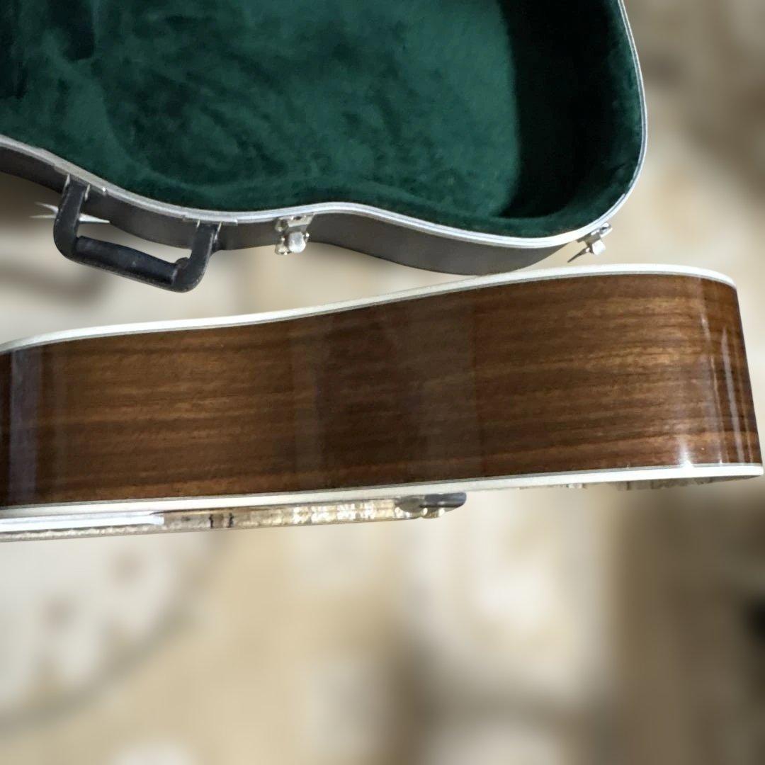 Martin D-35アコースティックギター ハードケース付き
