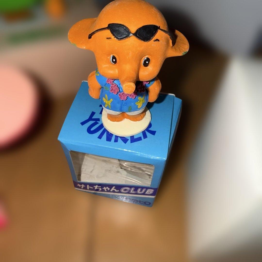 サトちゃんおもちゃセットとティッシュ・石けん