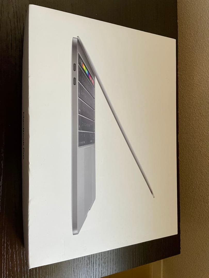 美品｜MacBook Pro 2019/13in/128GB/8GB
