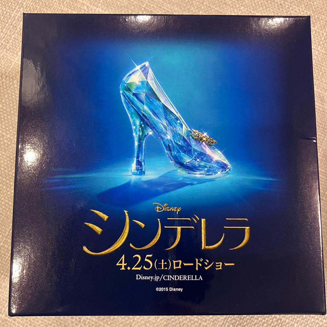 非売品★ディズニー実写『シンデレラ』ガラスの靴 リングピロー